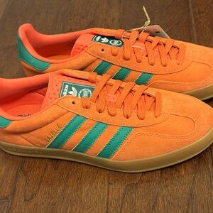 LIMITED EDITION Adidas Gazelle Men's Sneakers in Orange and Teal